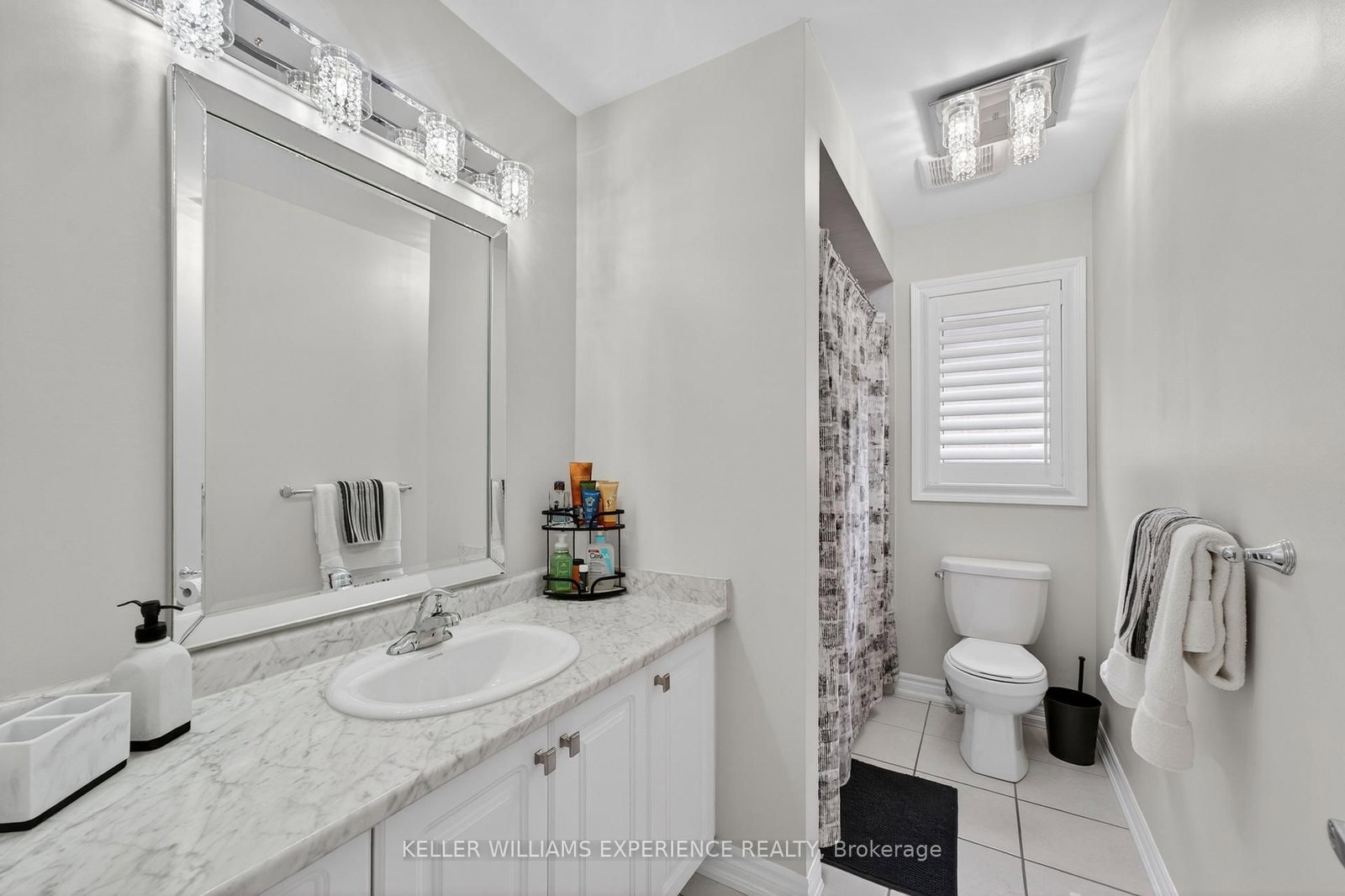 105 DECAROLIS Crescent • Essa, ON photo 21