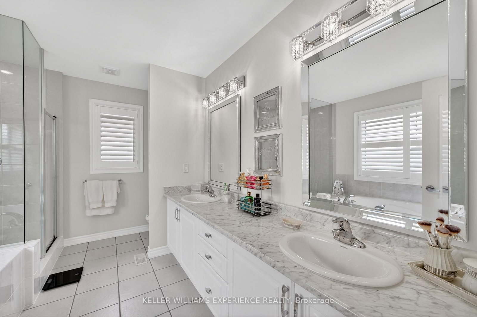 105 DECAROLIS Crescent • Essa, ON photo 28