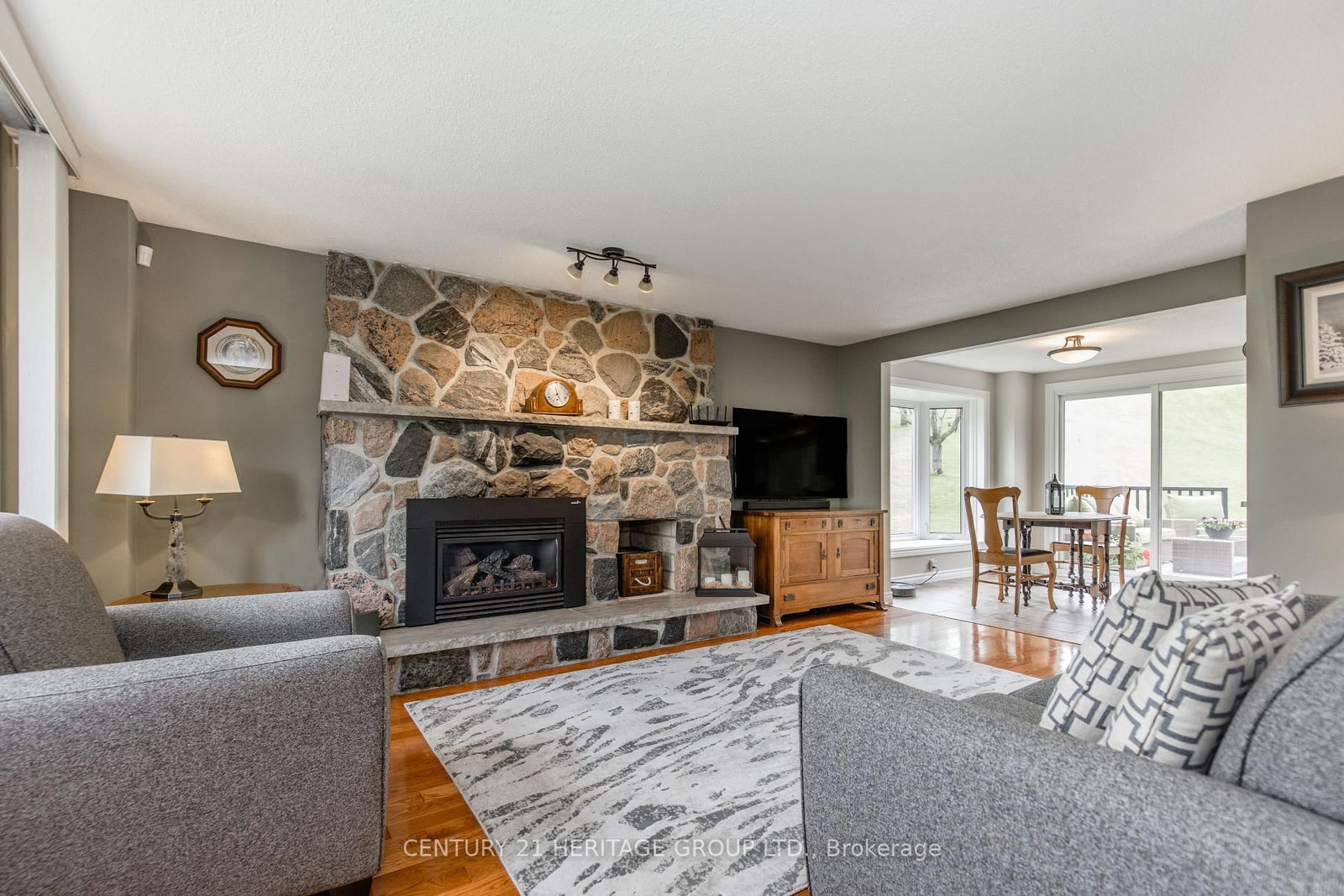 5827 7th Line • New Tecumseth, ON photo 8