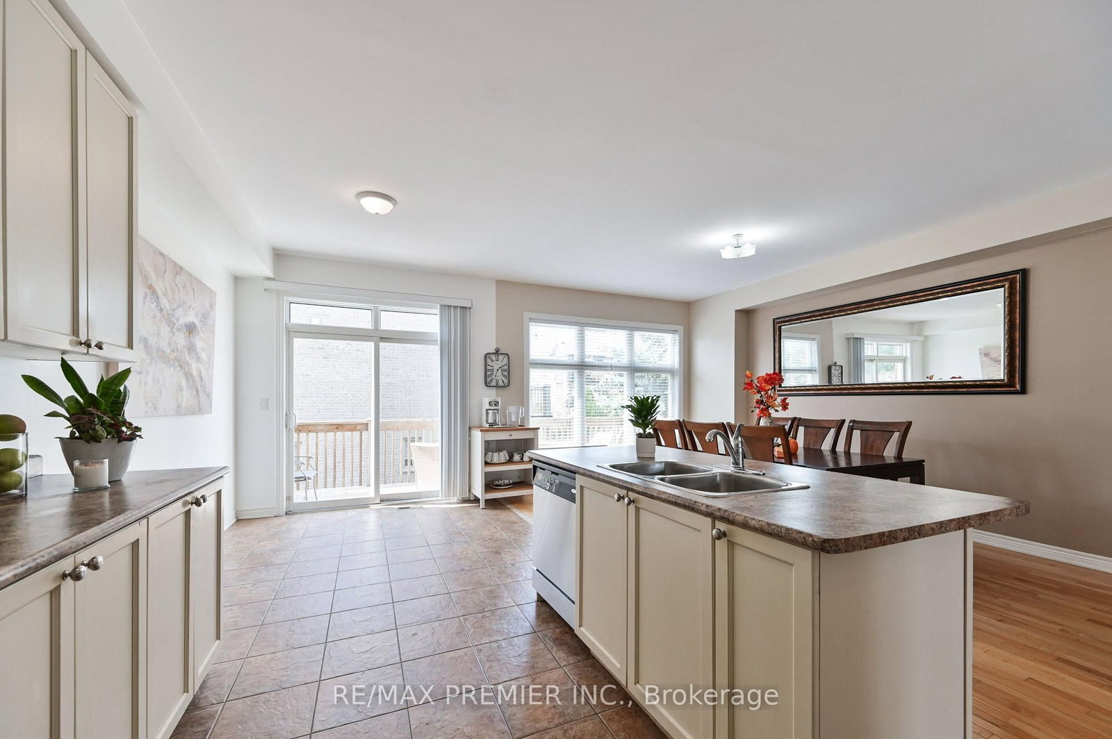 36 Helen Street • Vaughan, ON photo 19