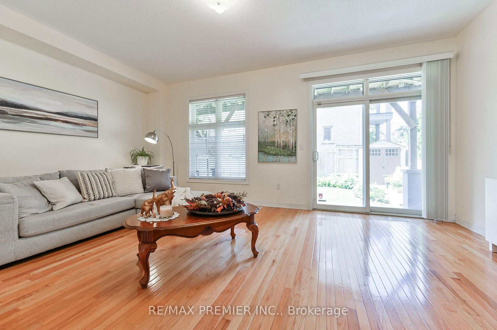 36 Helen Street • Vaughan, ON photo 6