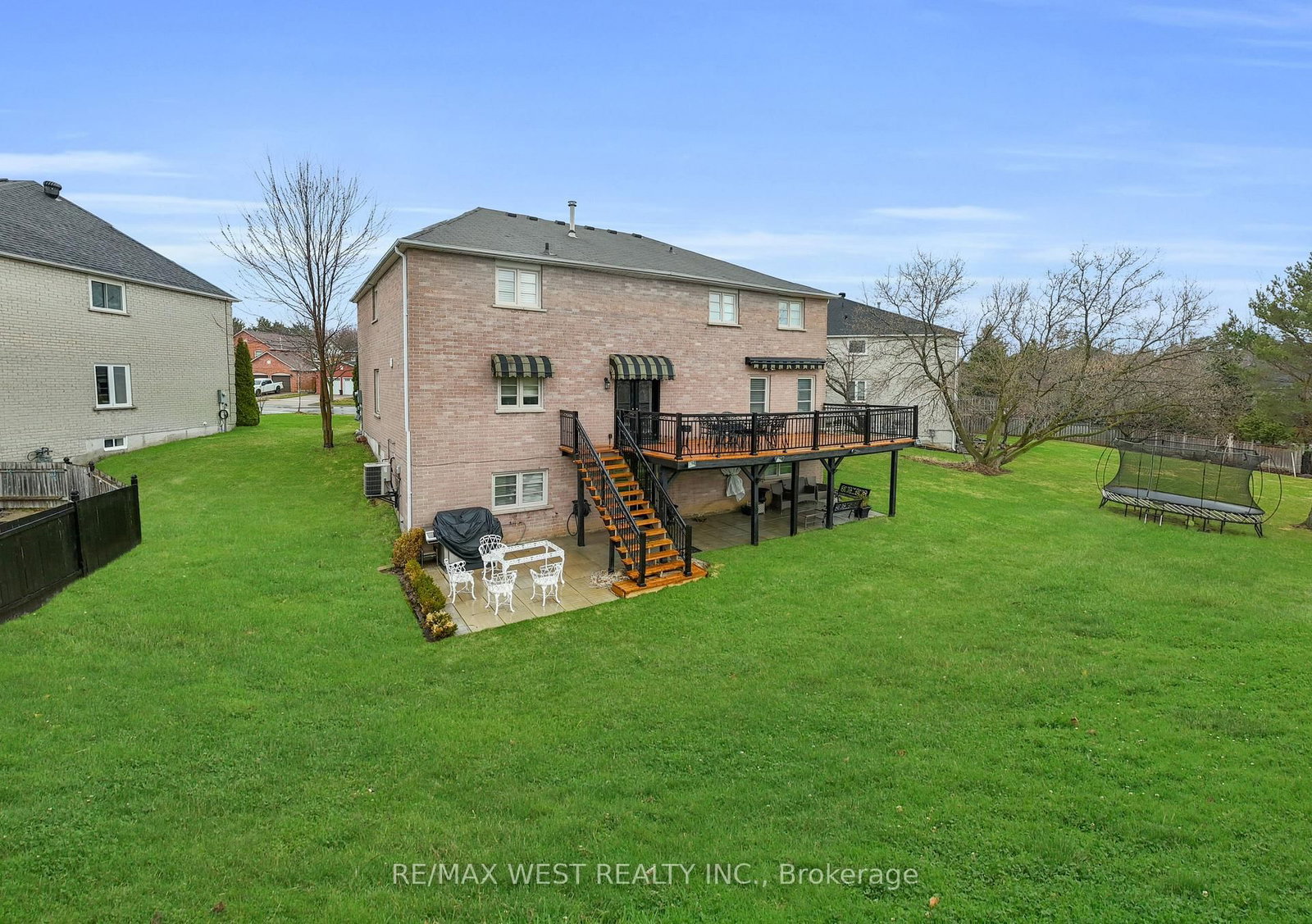93 Fern Valley Crescent • Richmond Hill, ON photo 49