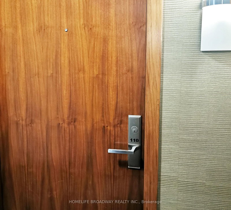 110 - 37 Galleria Parkway