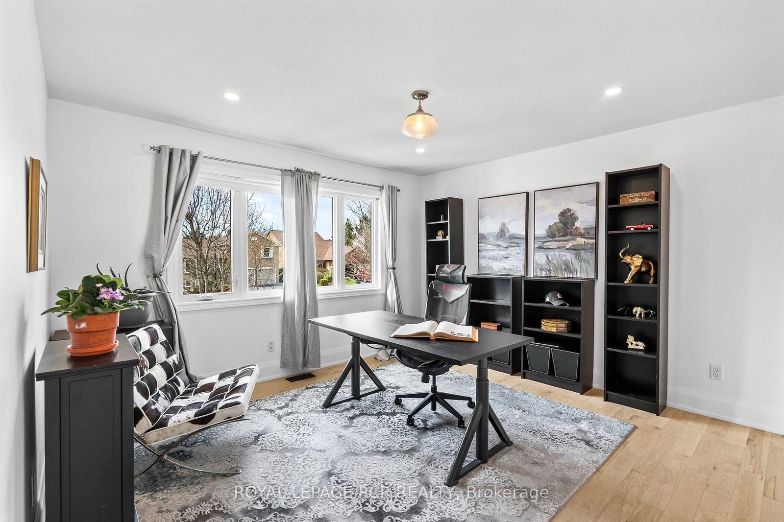 409 Alex Doner Drive • Newmarket, ON photo 18