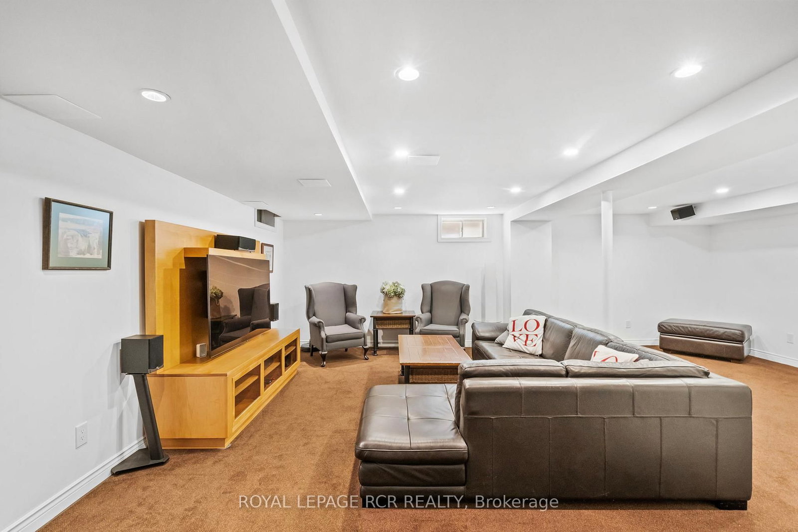 409 Alex Doner Drive • Newmarket, ON photo 28