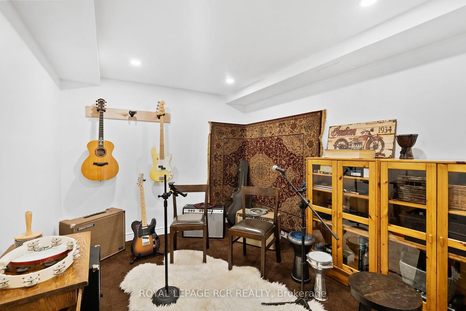 409 Alex Doner Drive • Newmarket, ON photo 30
