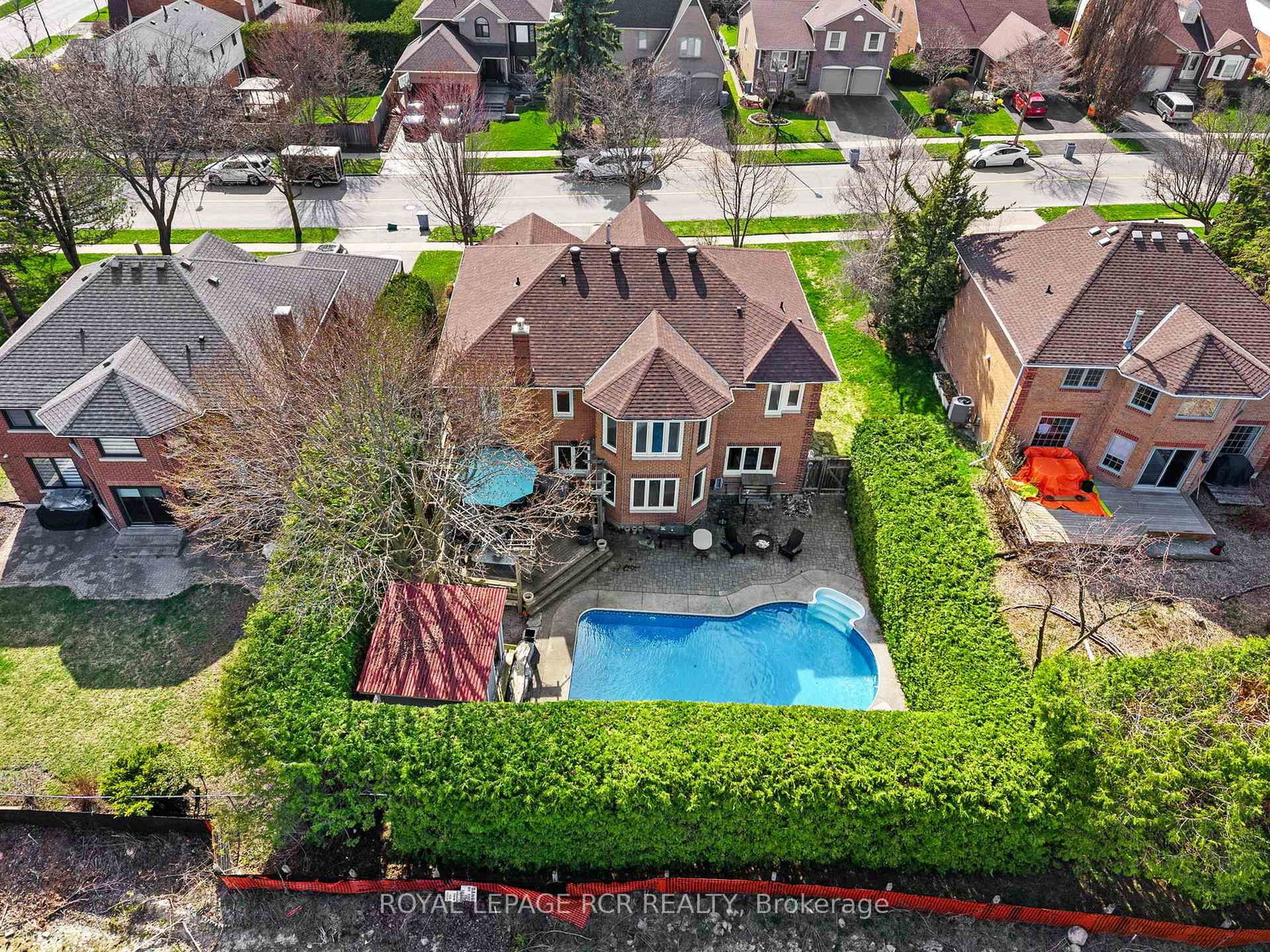 409 Alex Doner Drive • Newmarket, ON photo 46
