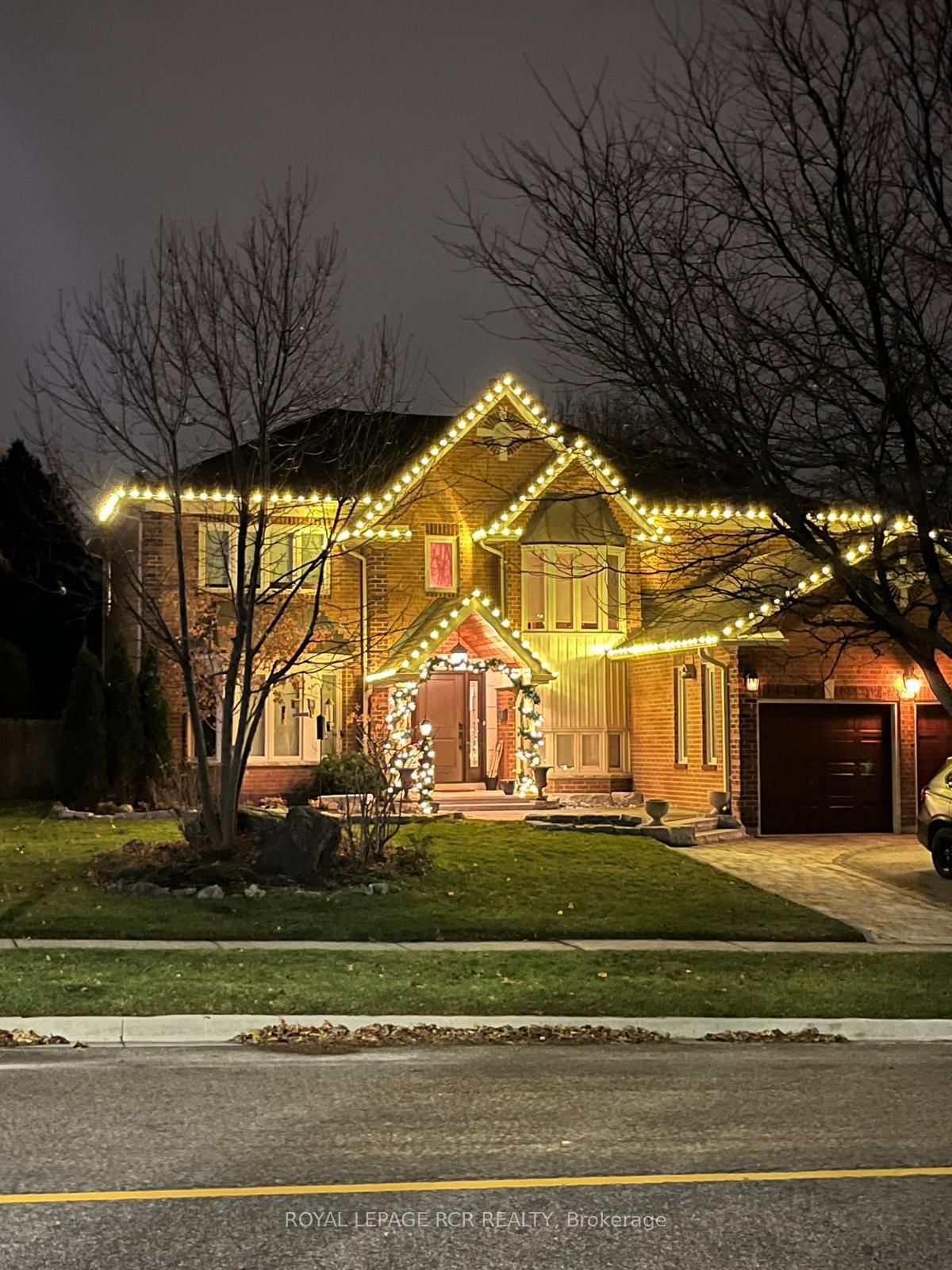 409 Alex Doner Drive • Newmarket, ON photo 47