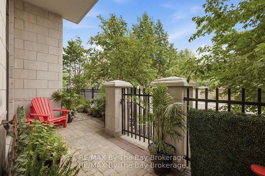111 Civic Square Gate • #112 • Aurora, ON photo 21