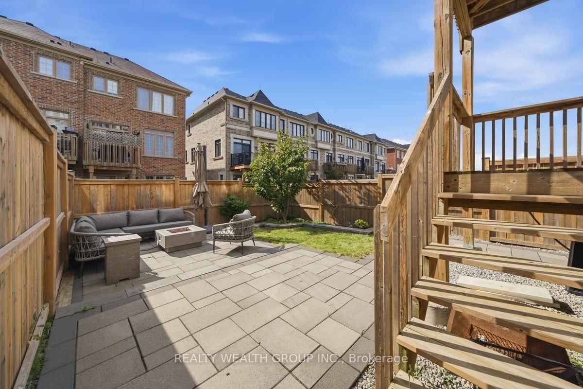 122 Dundonnell Place • Vaughan, ON photo 32