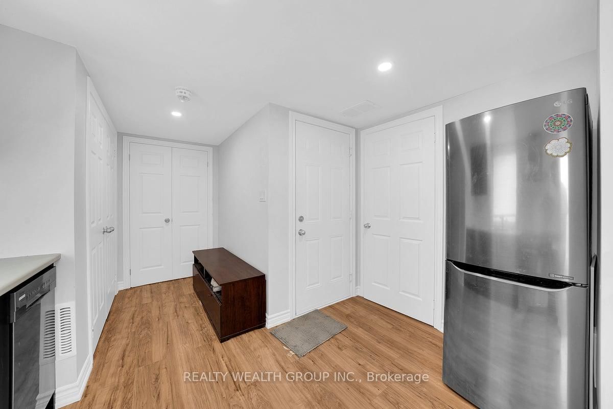 122 Dundonnell Place • Vaughan, ON photo 35