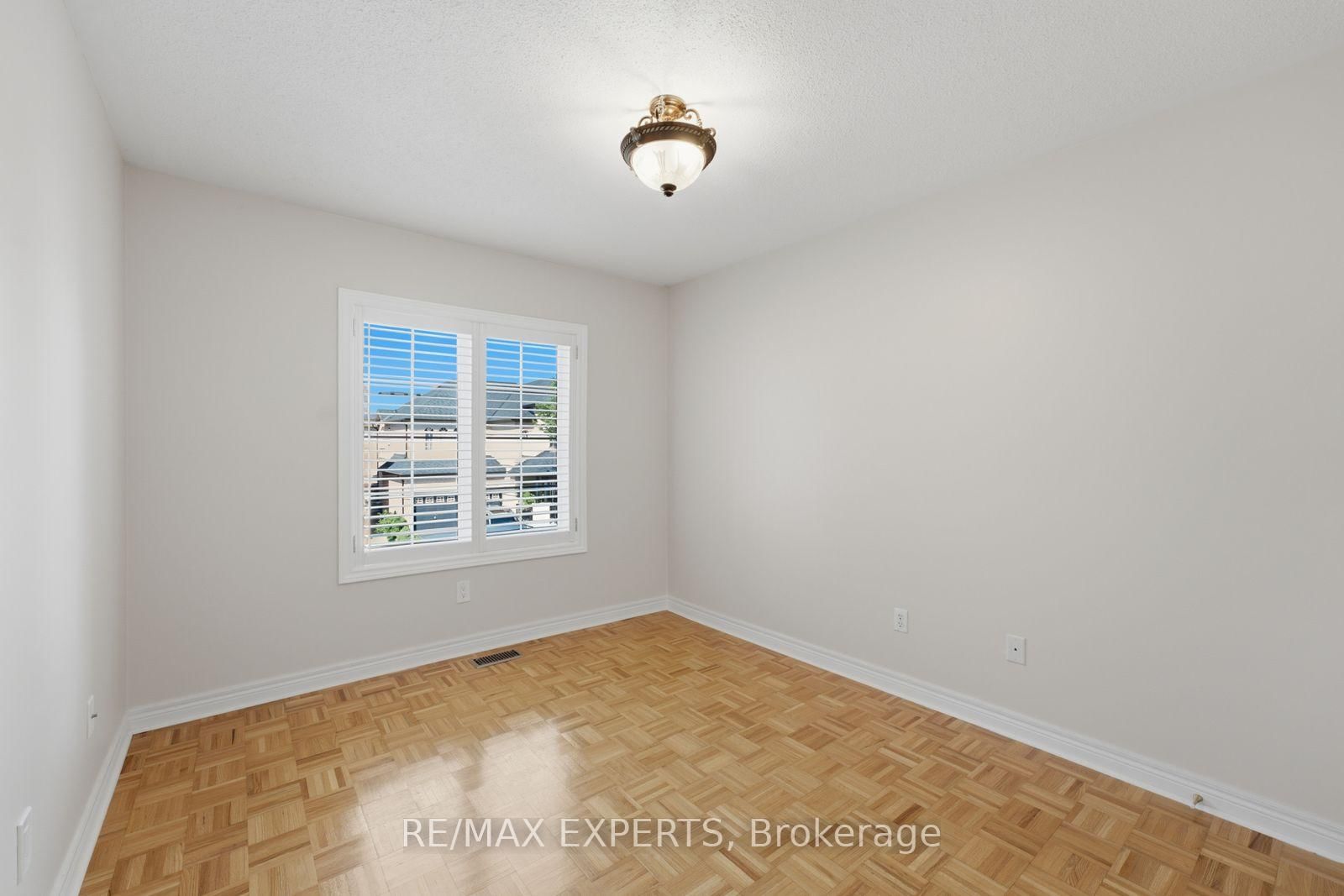 1 Cetona Avenue • Vaughan, ON photo 28