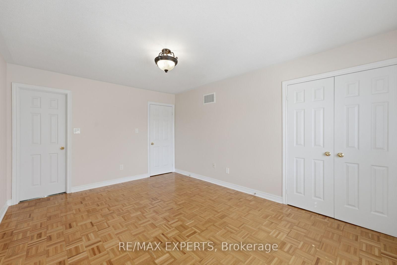 1 Cetona Avenue • Vaughan, ON photo 32