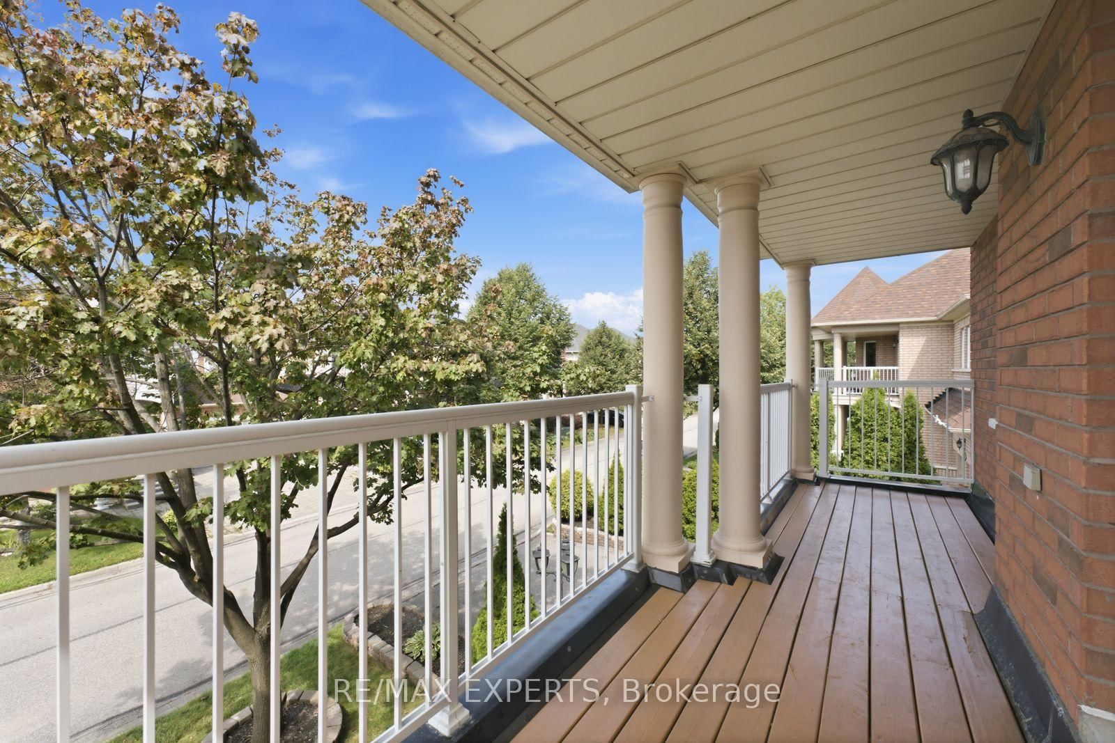 1 Cetona Avenue • Vaughan, ON photo 5