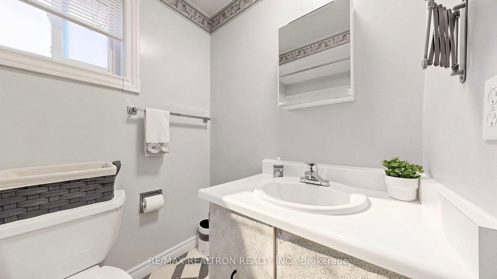 145 Campbell Avenue • Vaughan, ON photo 21