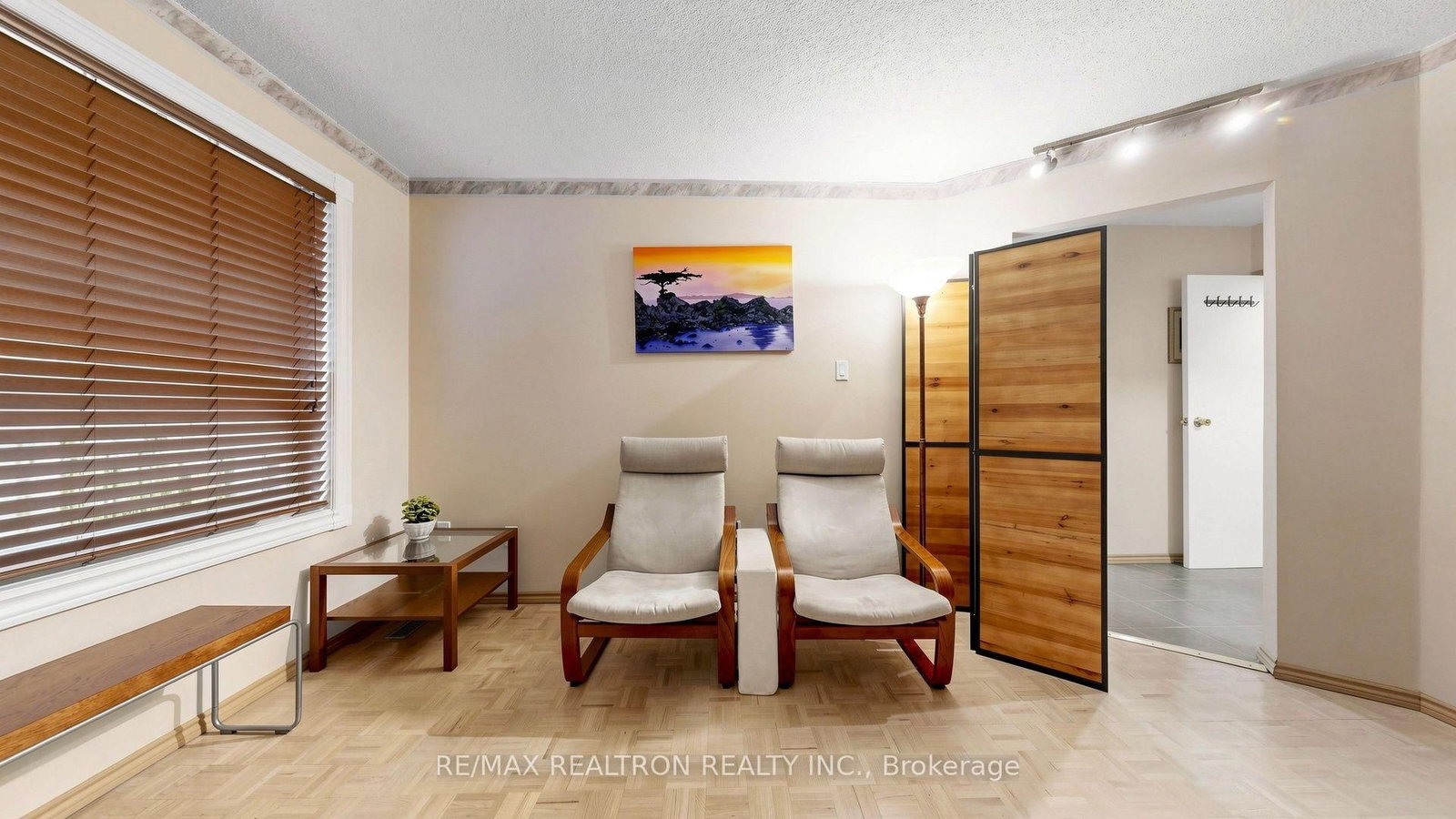 145 Campbell Avenue • Vaughan, ON photo 8