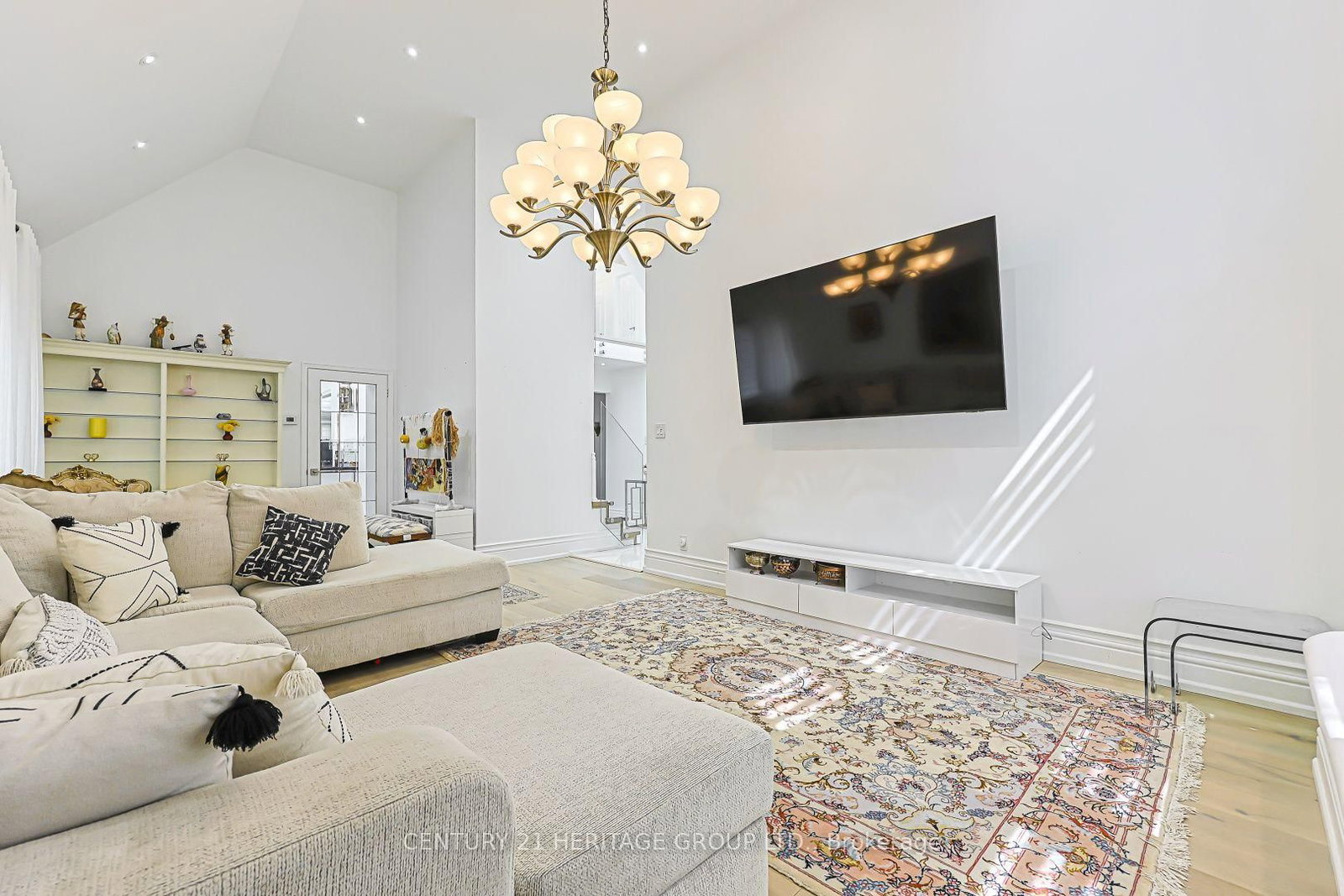62 Greencroft Crescent • Markham, ON photo 8