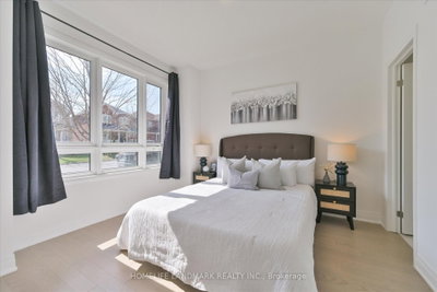 34 Carole Bell Way • Markham, ON photo 4