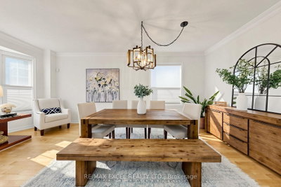 8 Hammersly Boulevard • Markham, ON photo 9