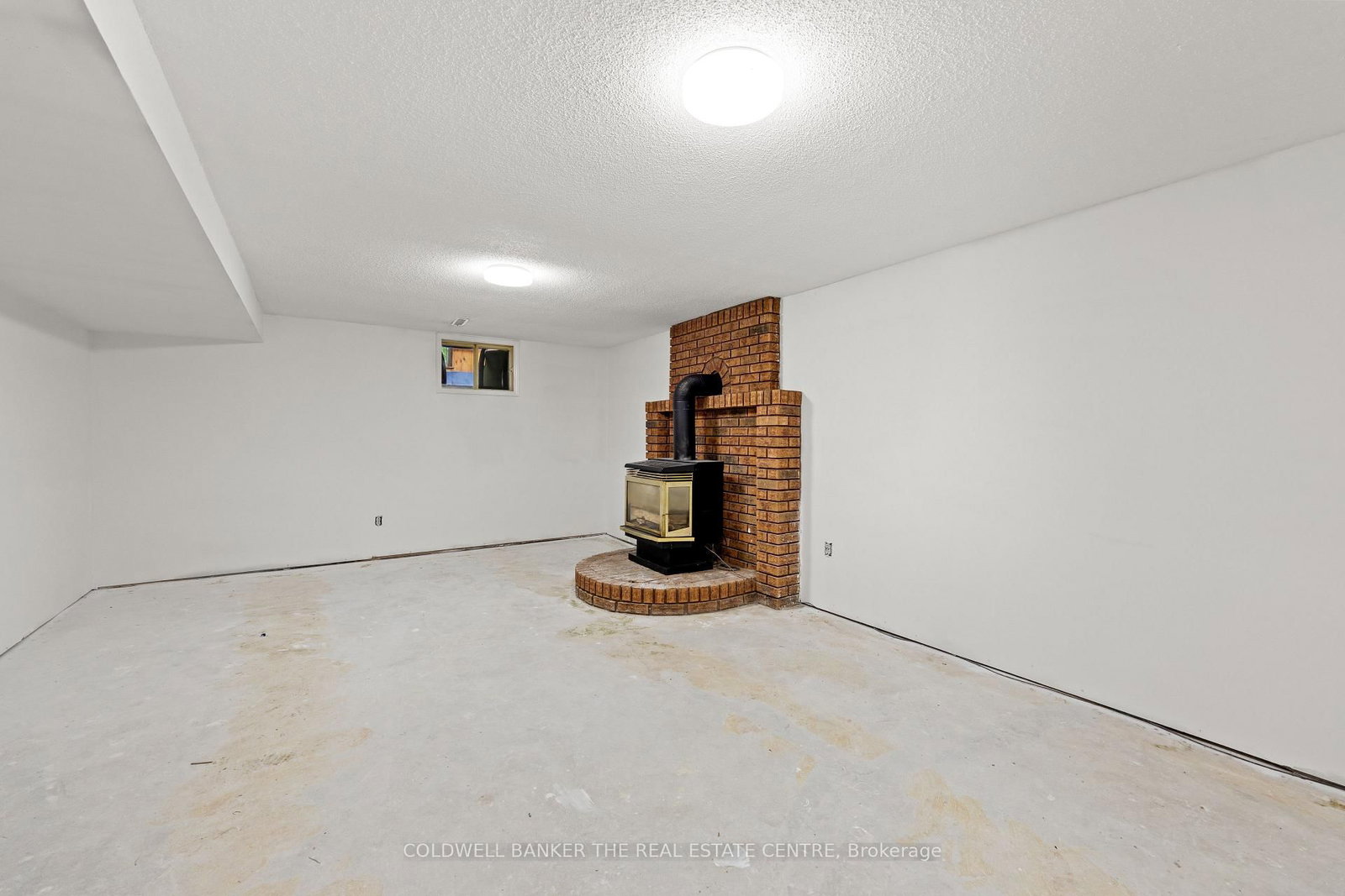 3211 Cowan Avenue • Innisfil, ON photo 28