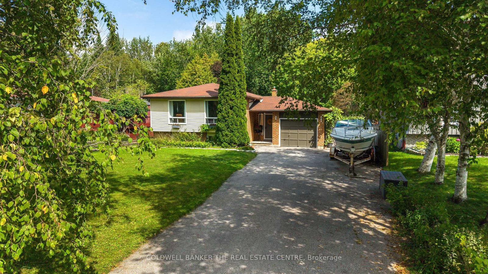 3211 Cowan Avenue • Innisfil, ON photo 33