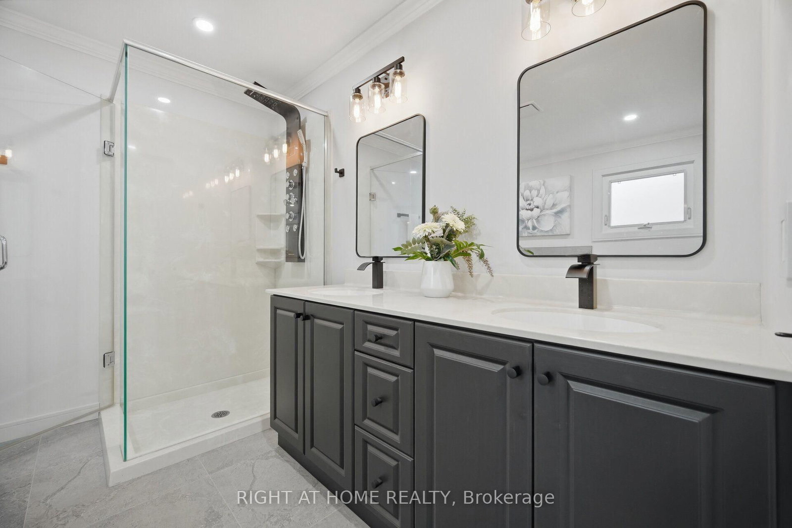 4 Simmons Crescent • Aurora, ON photo 19