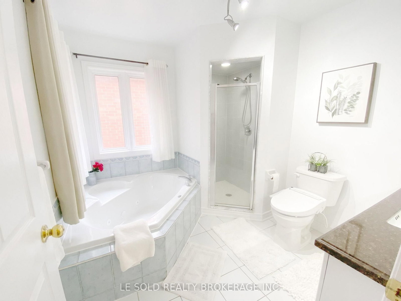 76 Larratt Lane • Richmond Hill, ON photo 17