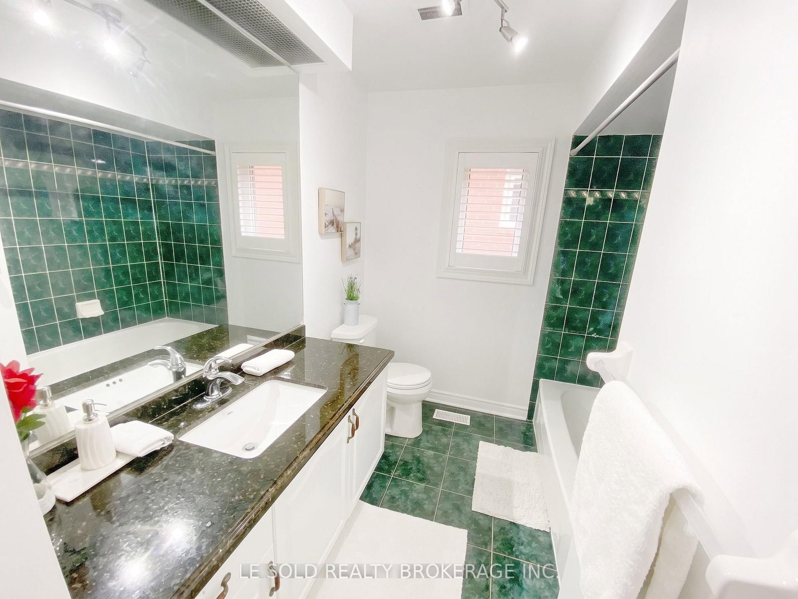 76 Larratt Lane • Richmond Hill, ON photo 28