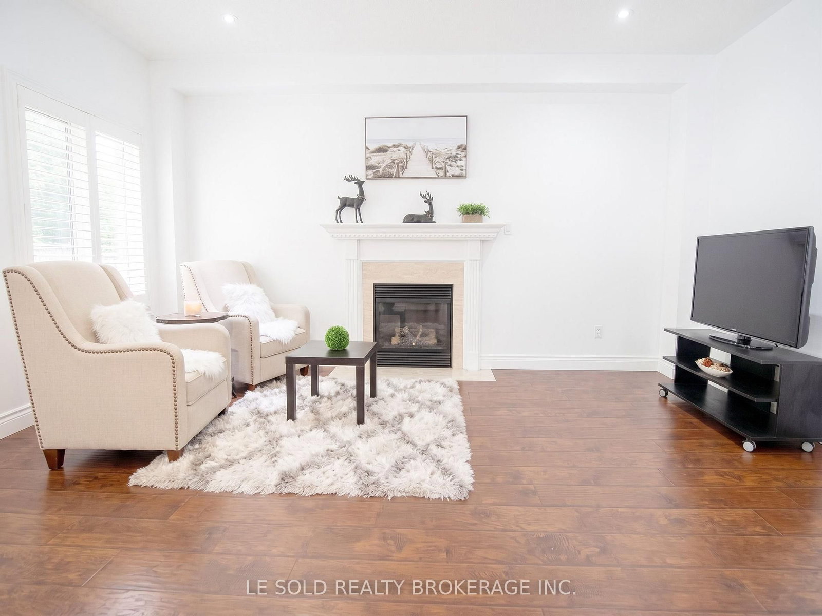 76 Larratt Lane • Richmond Hill, ON photo 7