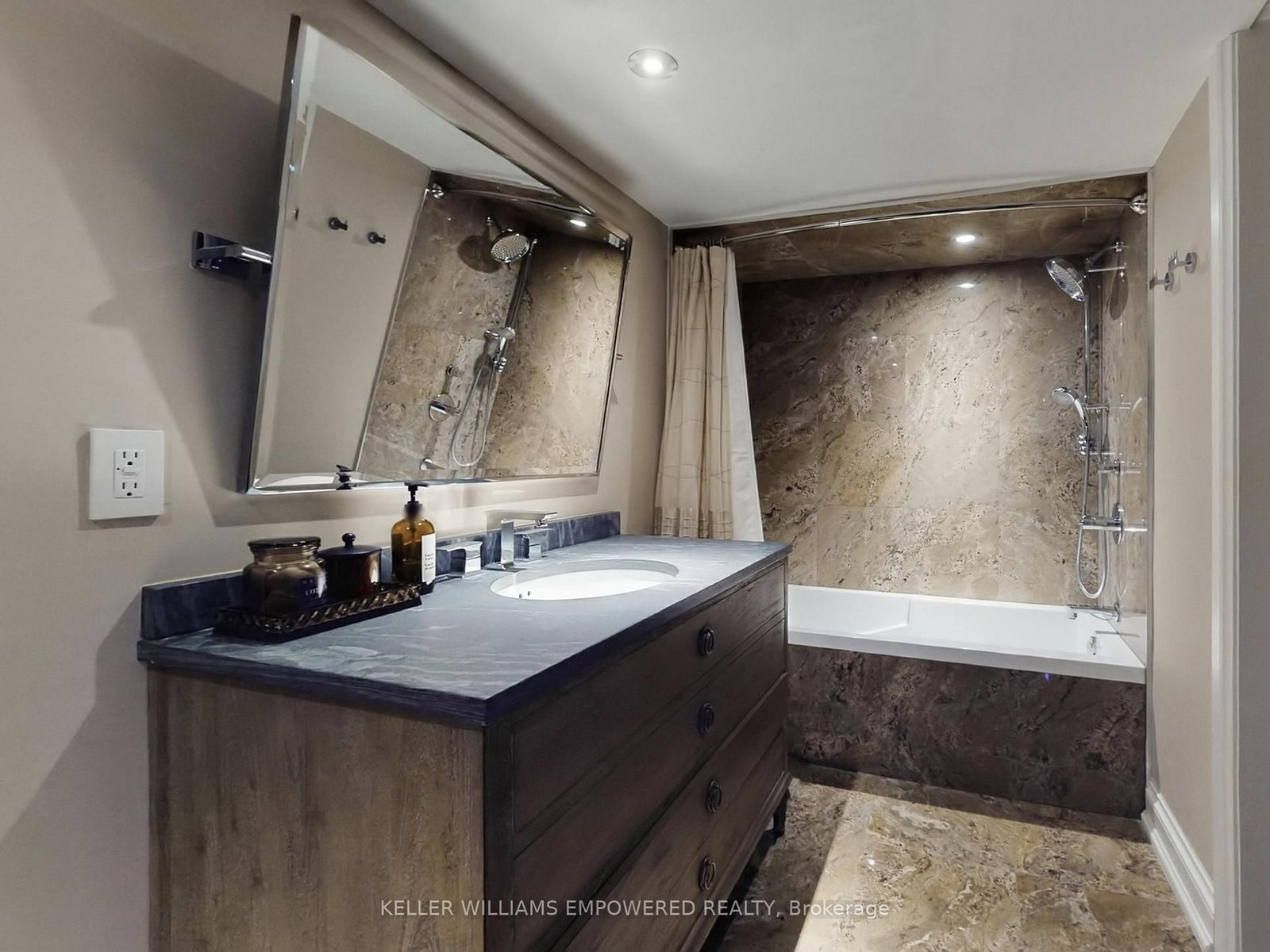 43 Woodland Acres Crescent • Vaughan, ON photo 47