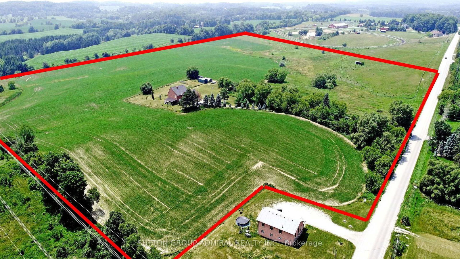 7205 19th Side Road • King, ON photo 1