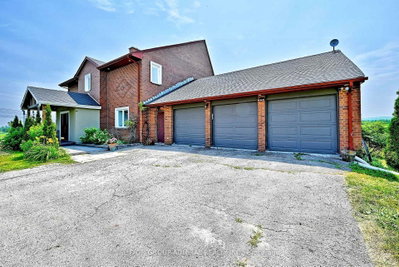 7205 19th Side Road • King, ON photo 2