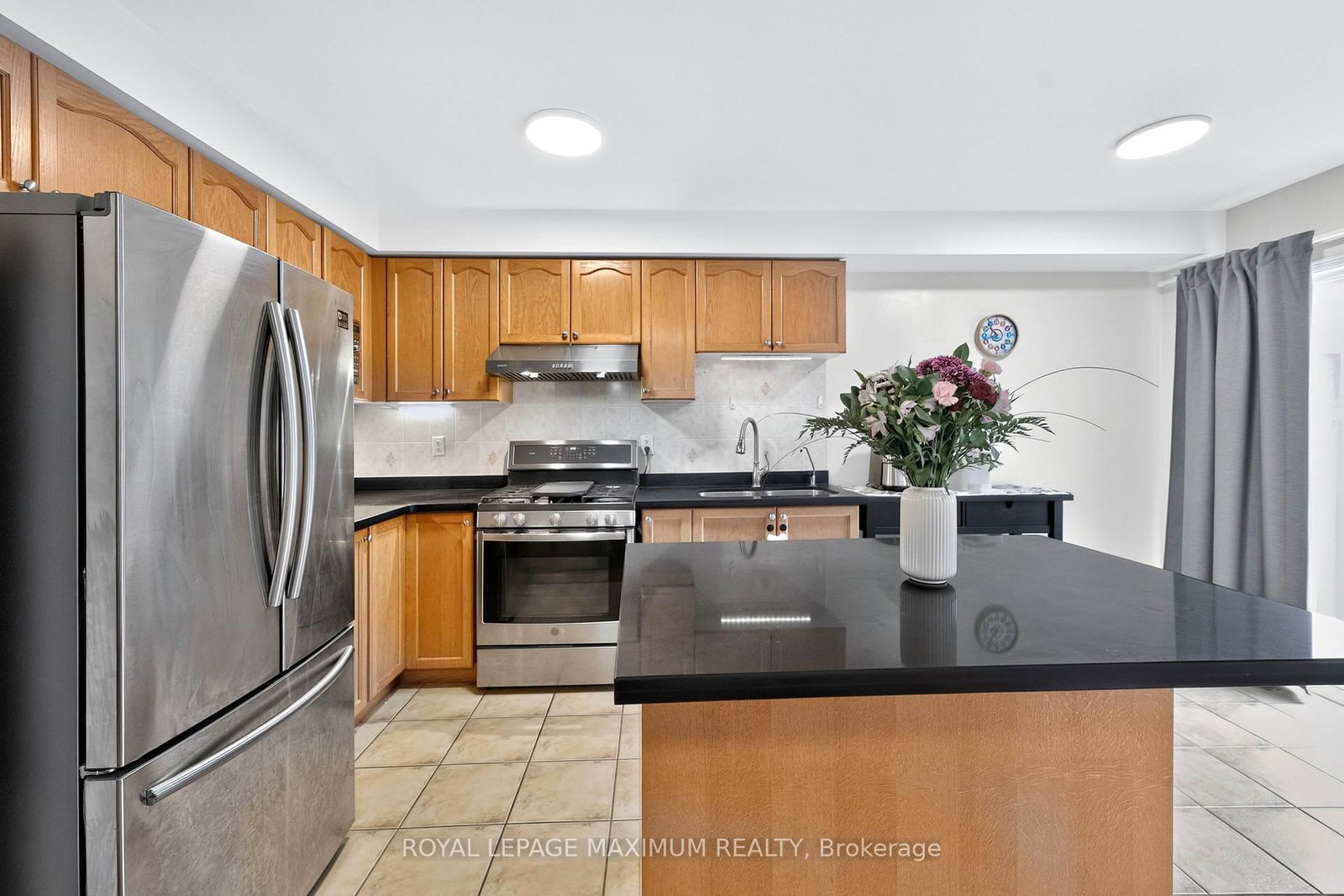 35 Marshview Avenue • Aurora, ON photo 13