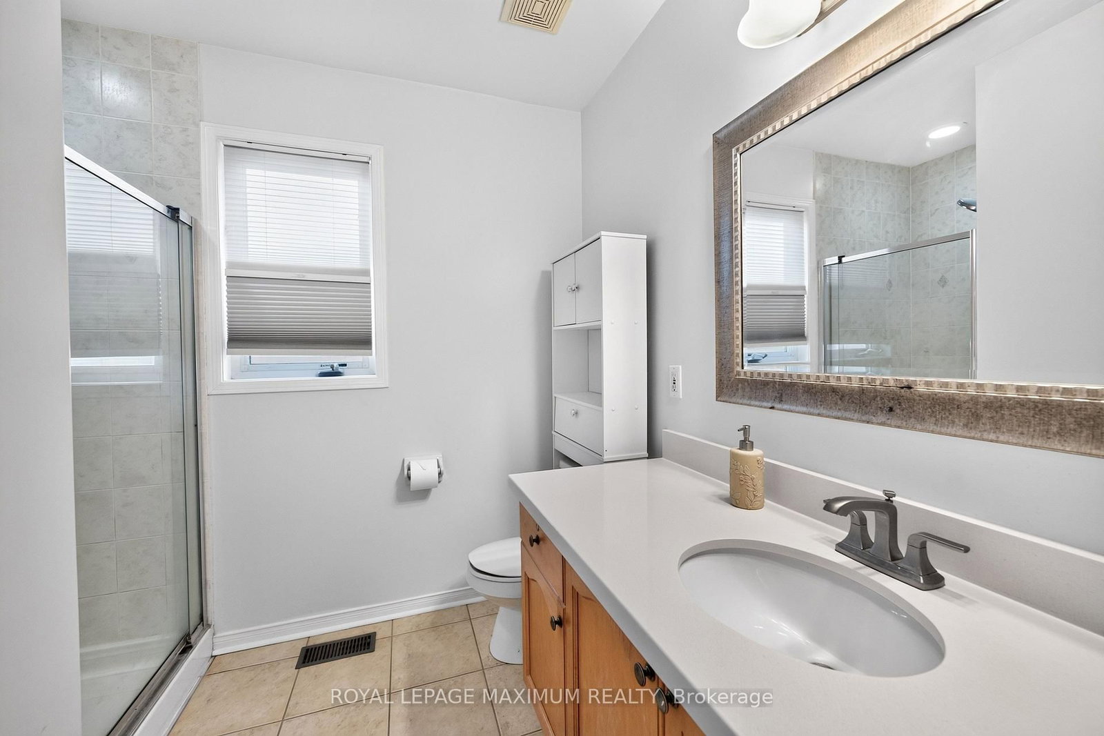 35 Marshview Avenue • Aurora, ON photo 23