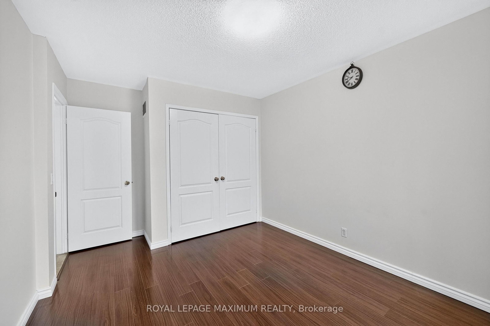 35 Marshview Avenue • Aurora, ON photo 29