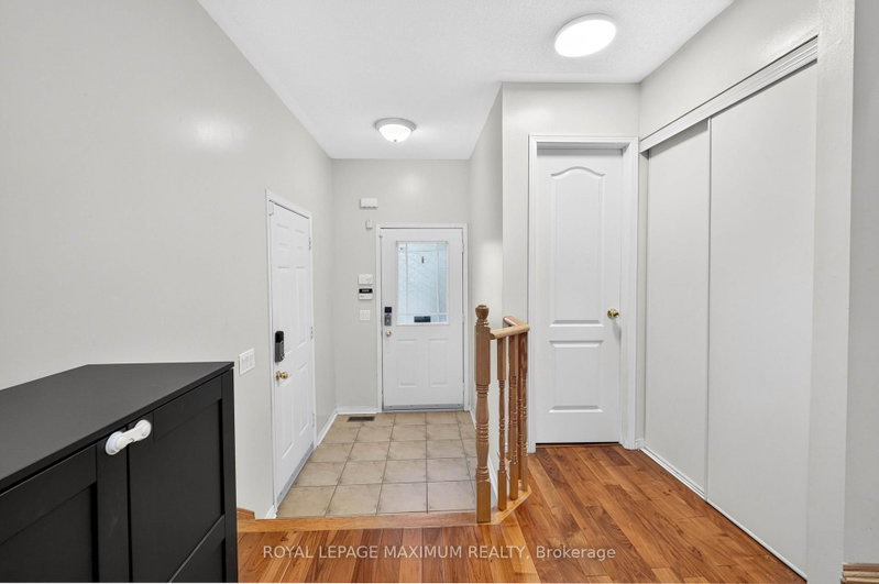 35 Marshview Avenue
