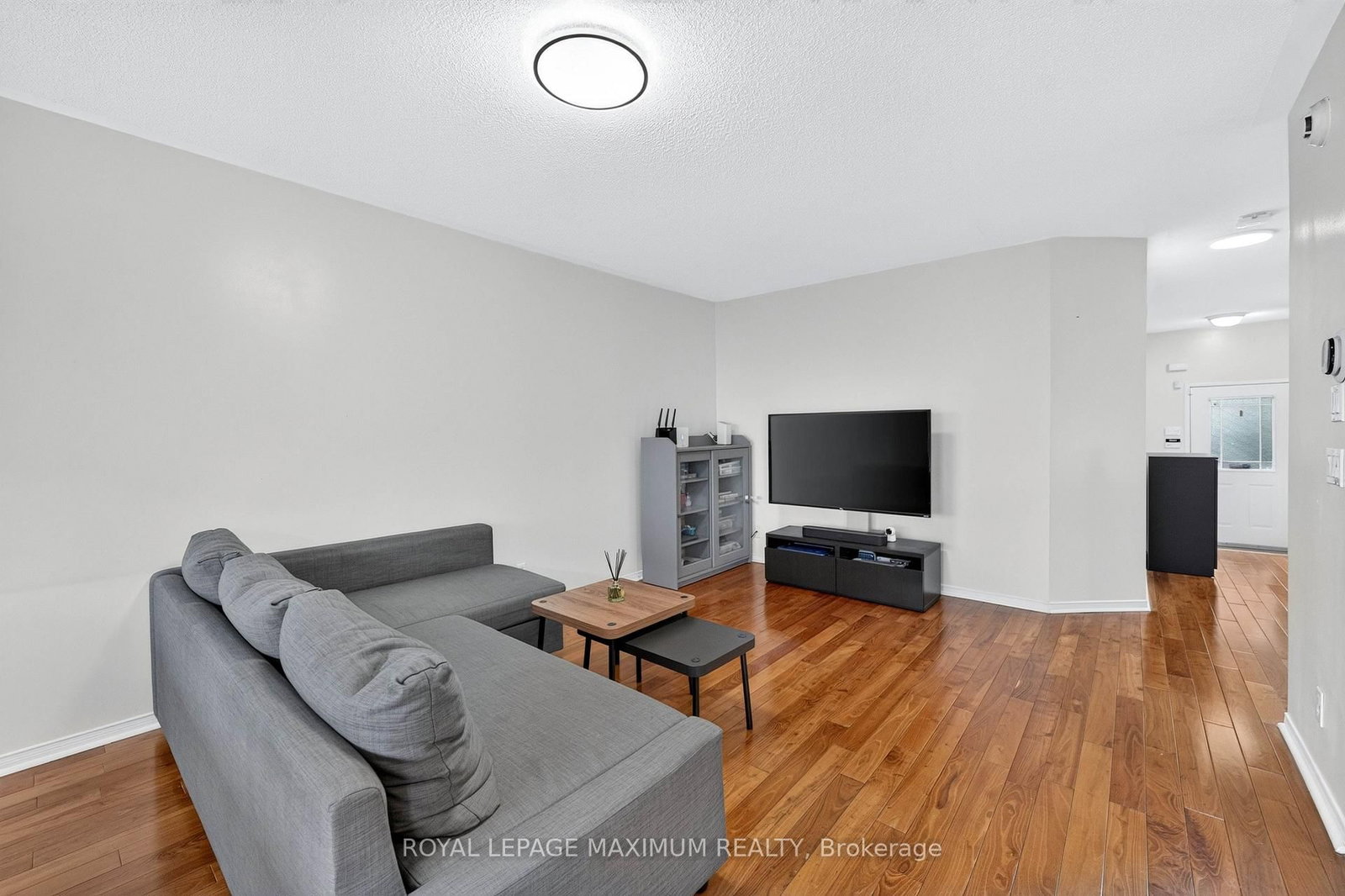 35 Marshview Avenue • Aurora, ON photo 7