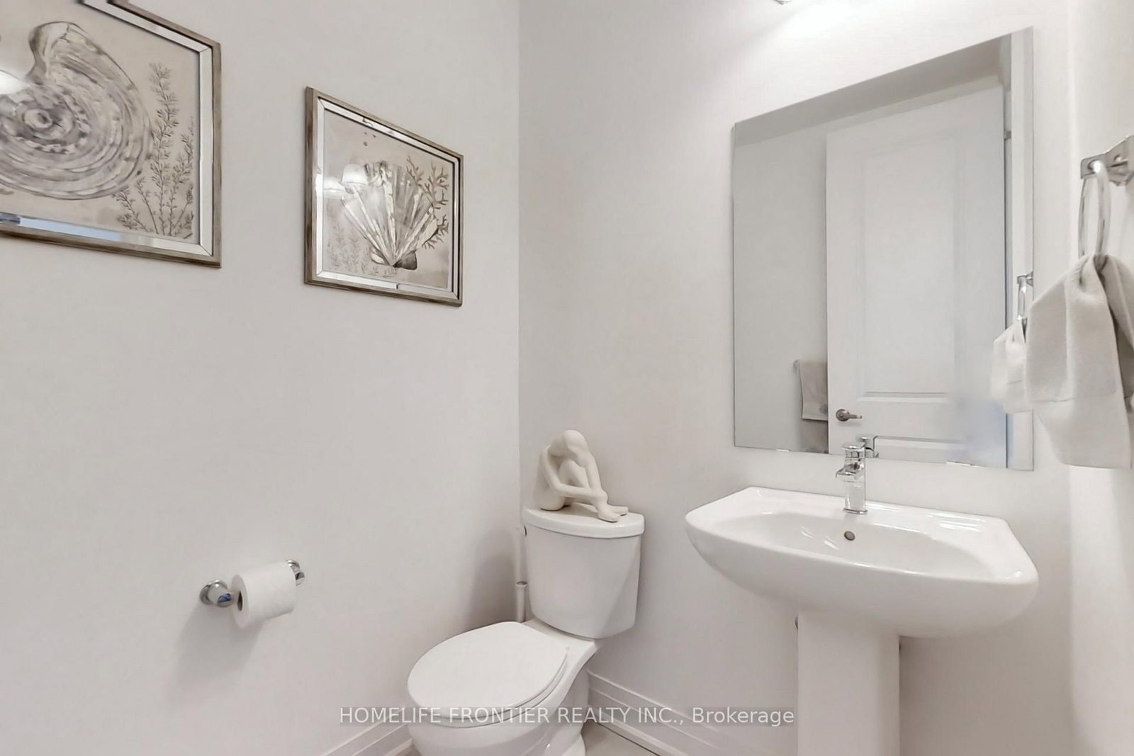 40 Chiara Rose Lane • Richmond Hill, ON photo 18