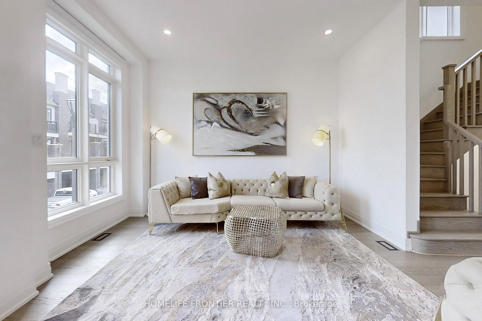 40 Chiara Rose Lane • Richmond Hill, ON photo 7