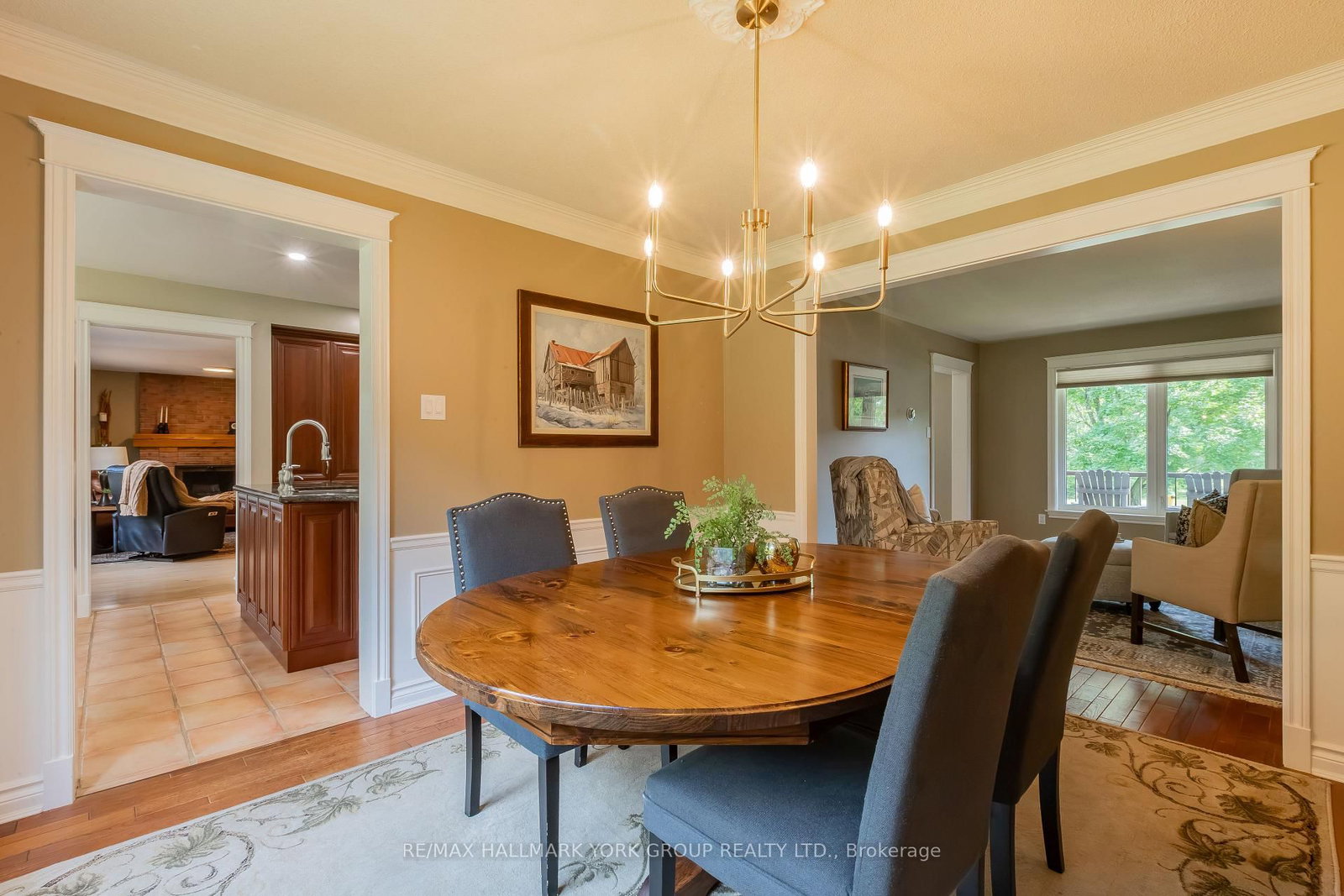 34 Amberglen Court • East Gwillimbury, ON photo 18