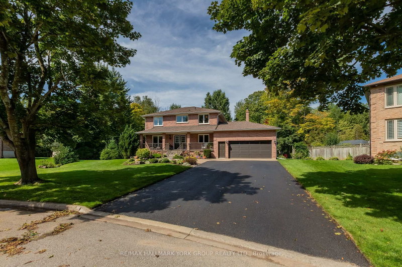 34 Amberglen Court