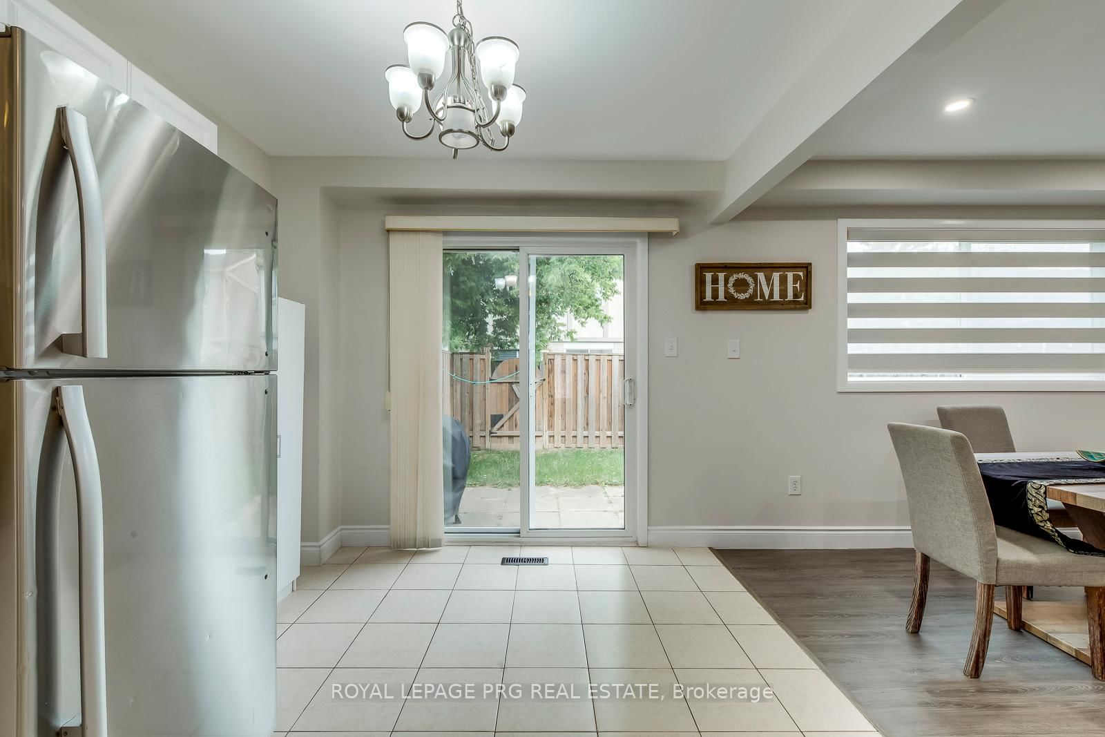 17 New Port Way • Markham, ON photo 16
