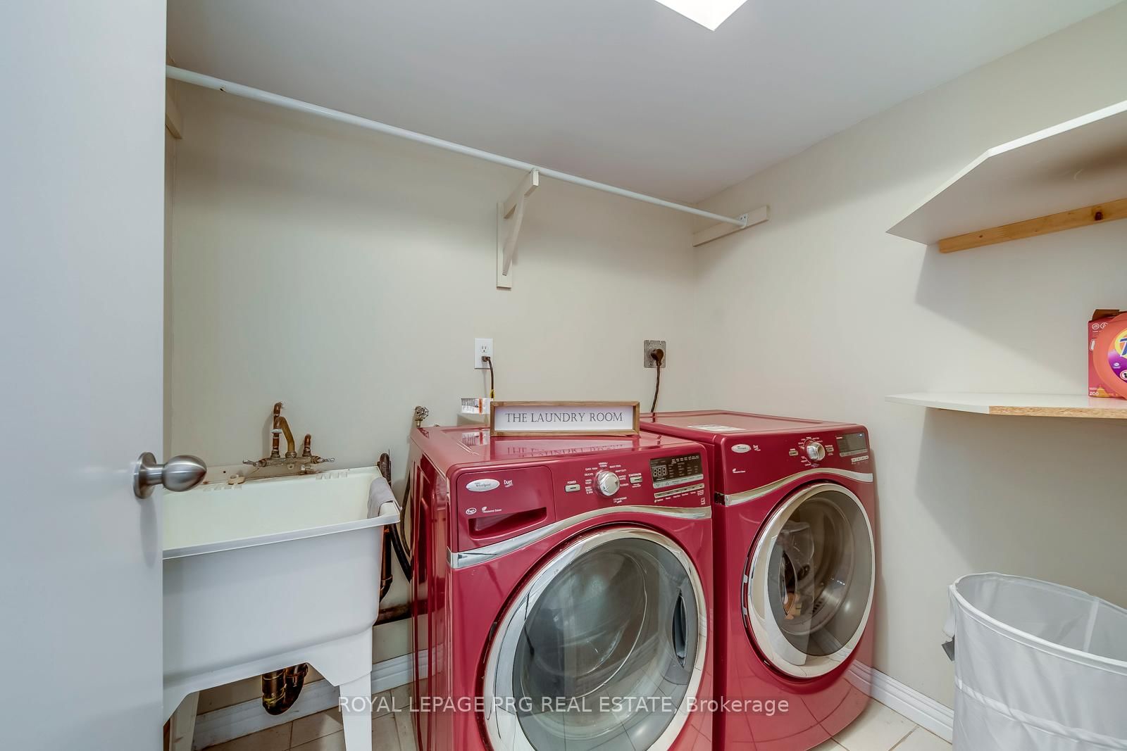 17 New Port Way • Markham, ON photo 31