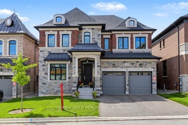 81 Kinburn Crescent