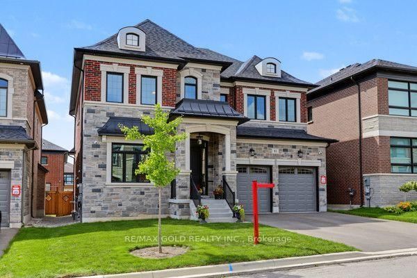 81 Kinburn Crescent