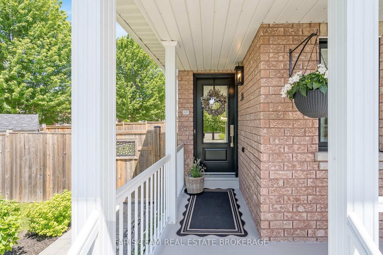 86 Margaret Graham Crescent • East Gwillimbury, ON photo 4
