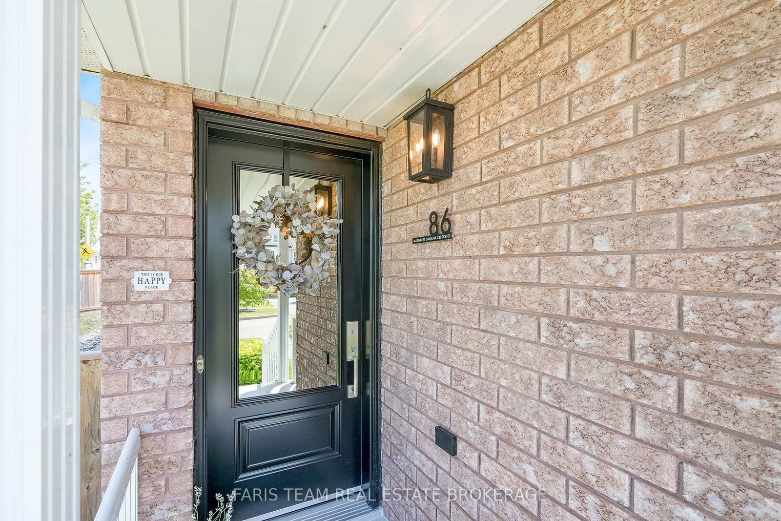 86 Margaret Graham Crescent • East Gwillimbury, ON photo 5