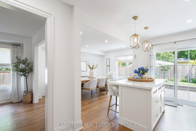 86 Margaret Graham Crescent • East Gwillimbury, ON photo 8