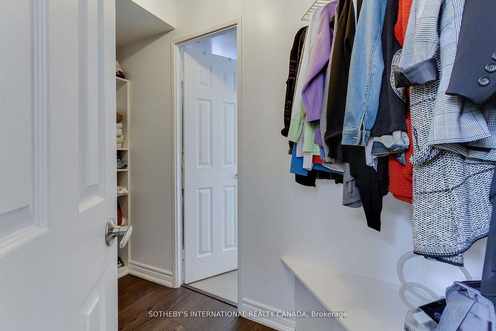 40 Harding Boulevard W • #301 • Richmond Hill, ON photo 24