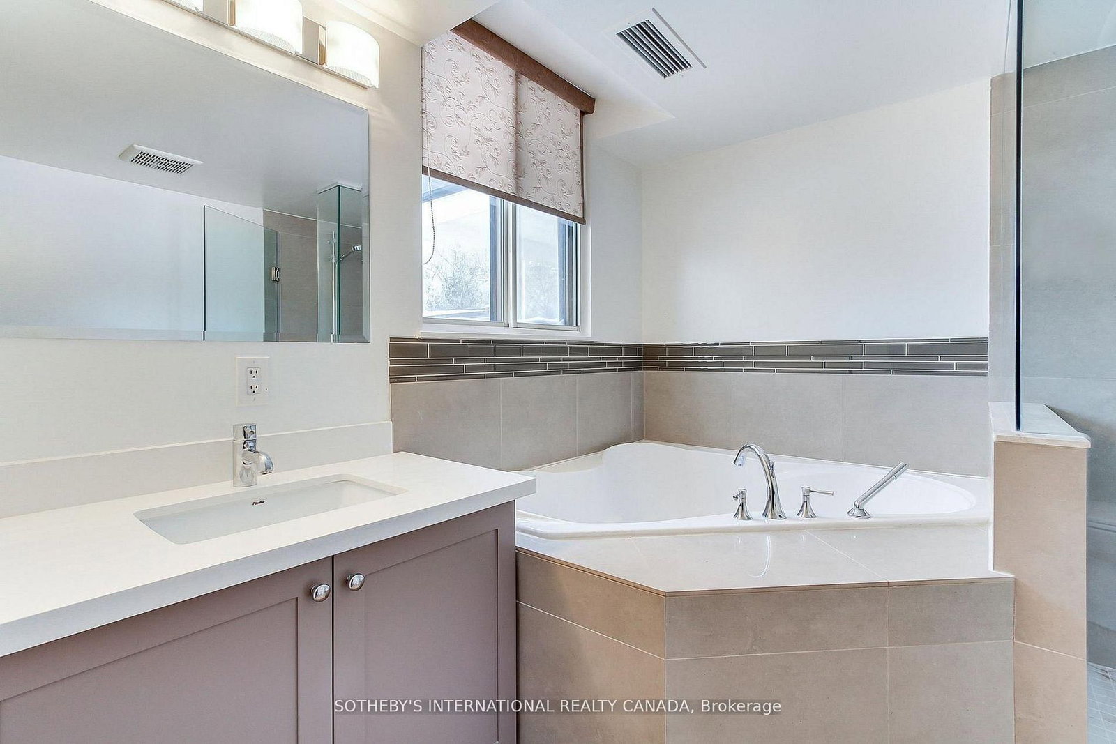 40 Harding Boulevard W • #301 • Richmond Hill, ON photo 26